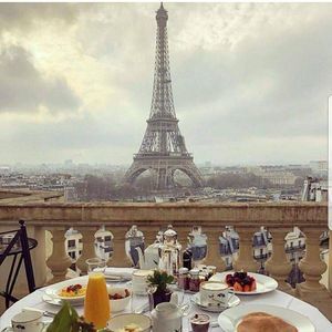 Meet your Posher, Connie